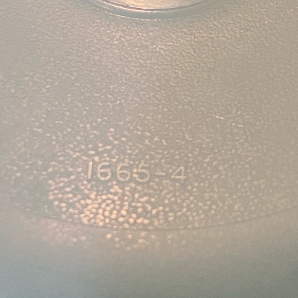 Rare Vintage Tupperware Serving Tray with lid - Picture 7 of 7